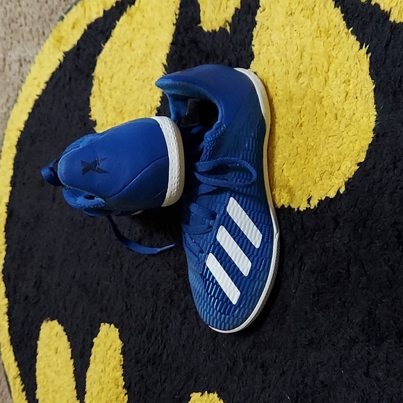 Adidas - Picture 2 of 3